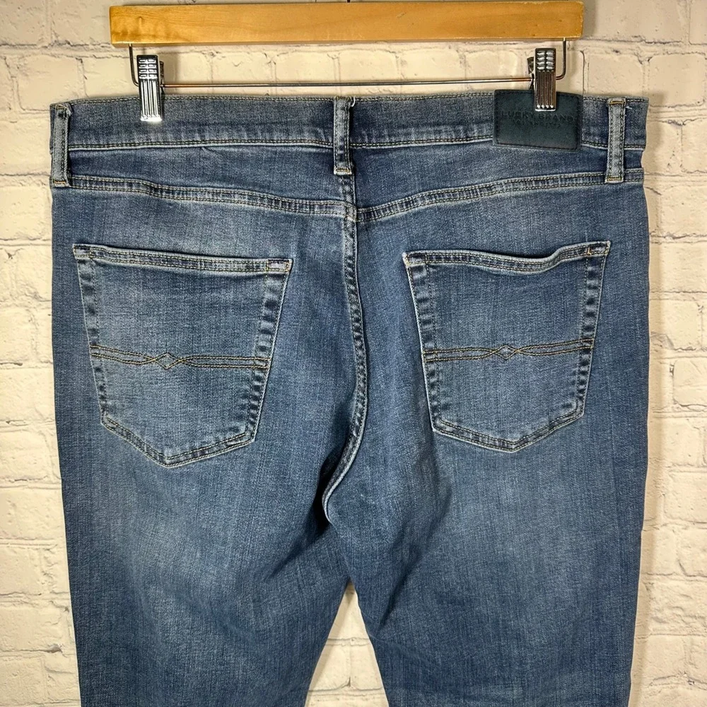 Lucky Brand 410 Athletic Straight Blue Jeans Mens Medium Wash Denim Stretch 36